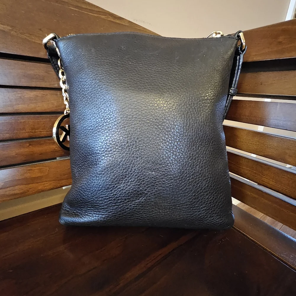 Michael Kors Small Pebbled Leather Crossbody Bag! - Picture 6 of 12